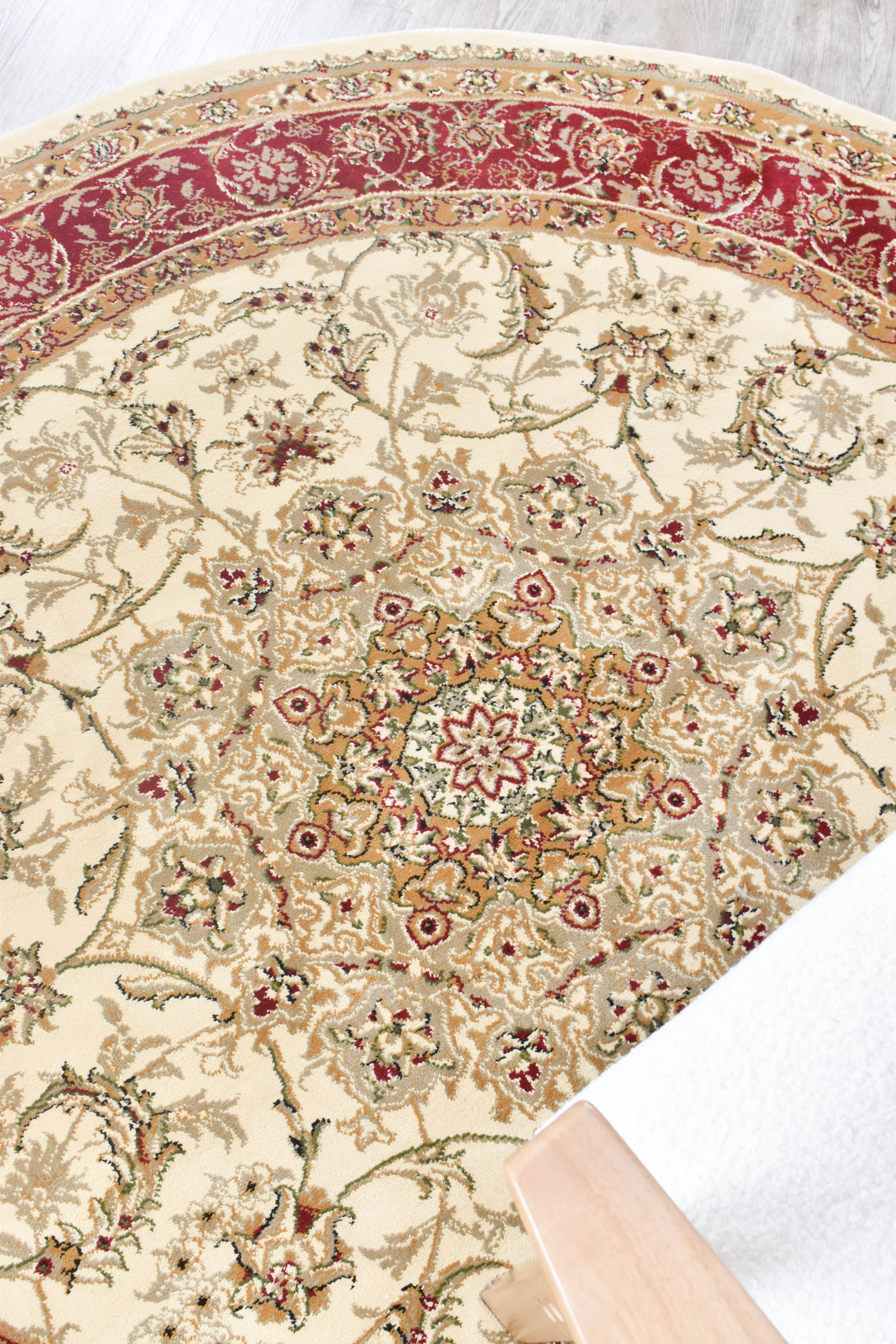 Adelaide 15 Cream Red Rug