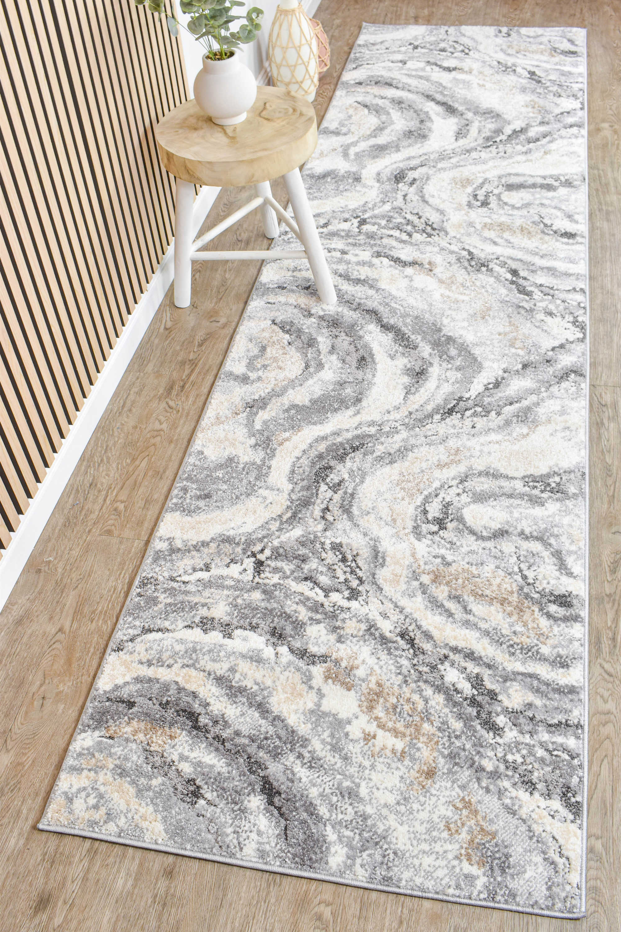 Charlotte Velvet Veil Runner