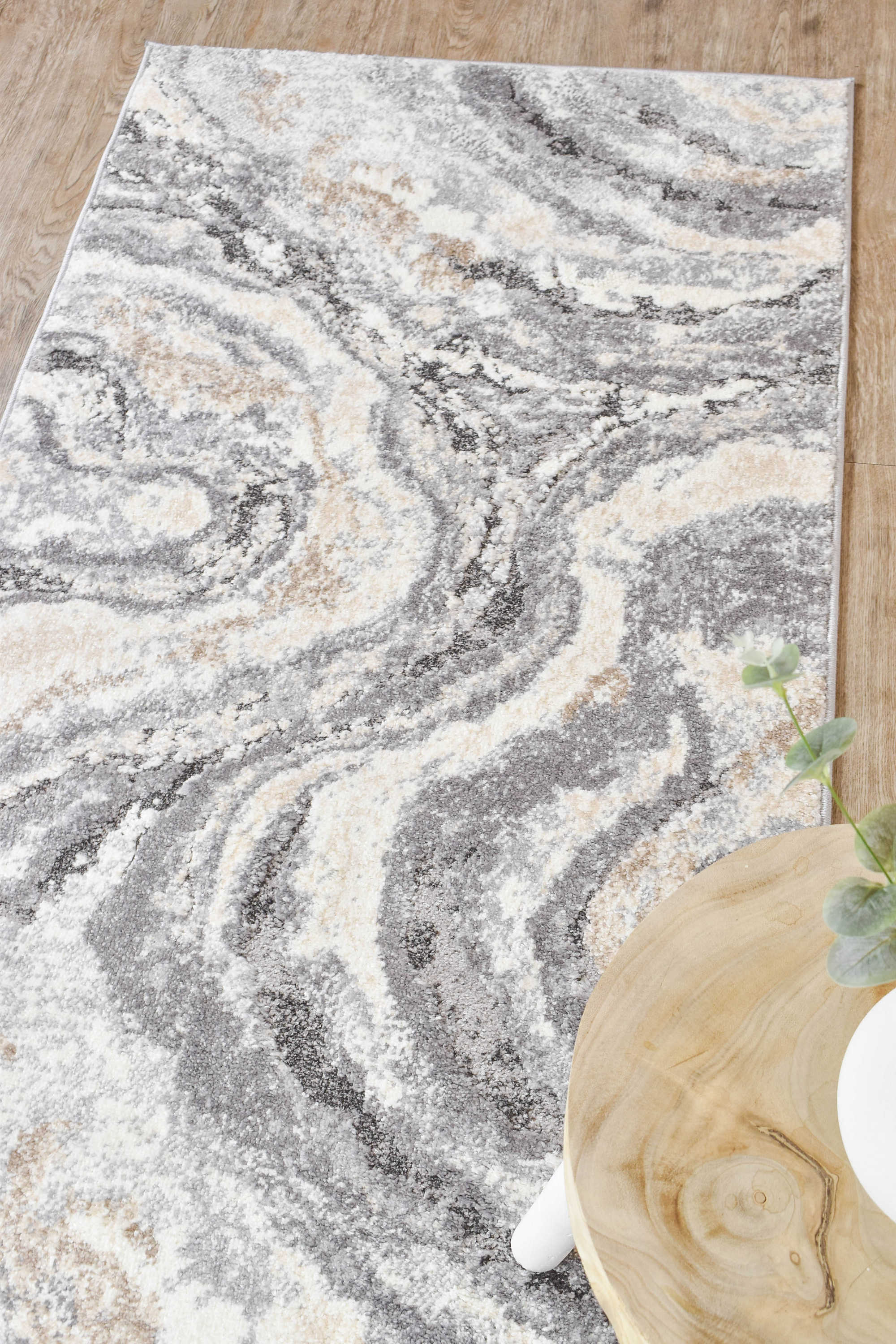 Charlotte Velvet Veil Runner