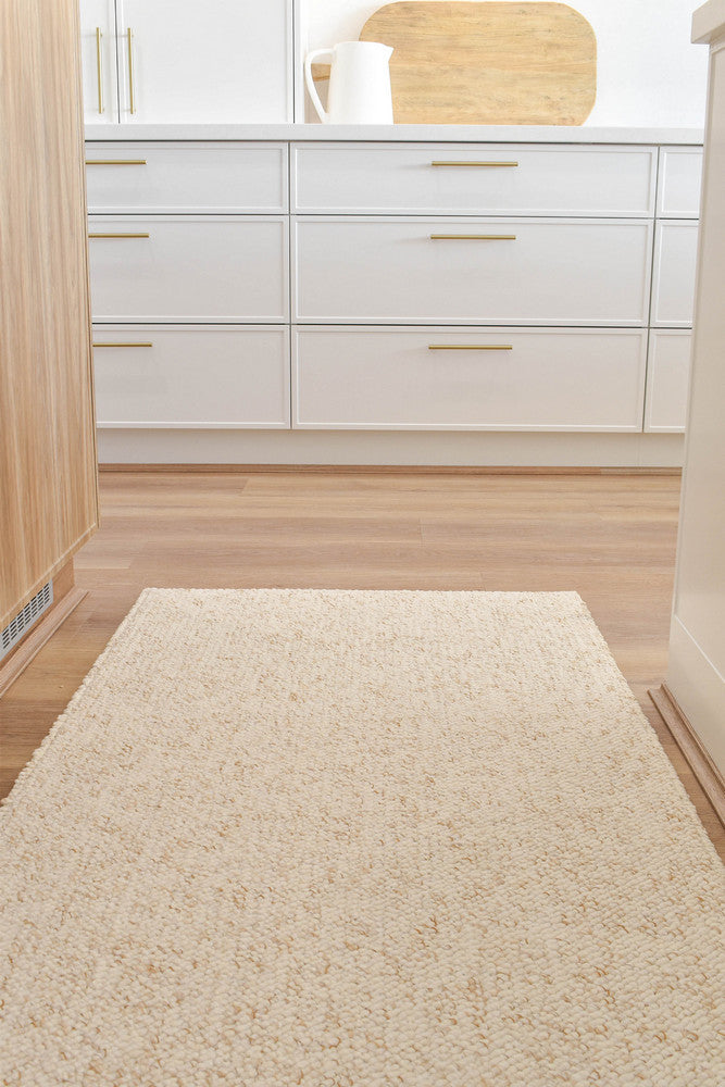 Drift Pebble Beige Runner