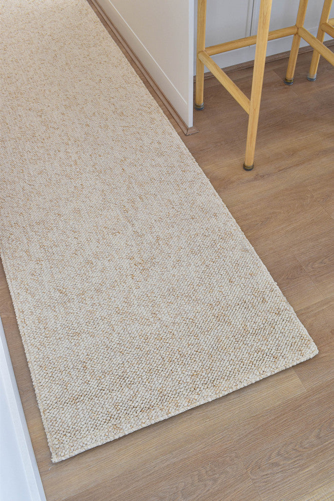 Drift Pebble Beige Runner