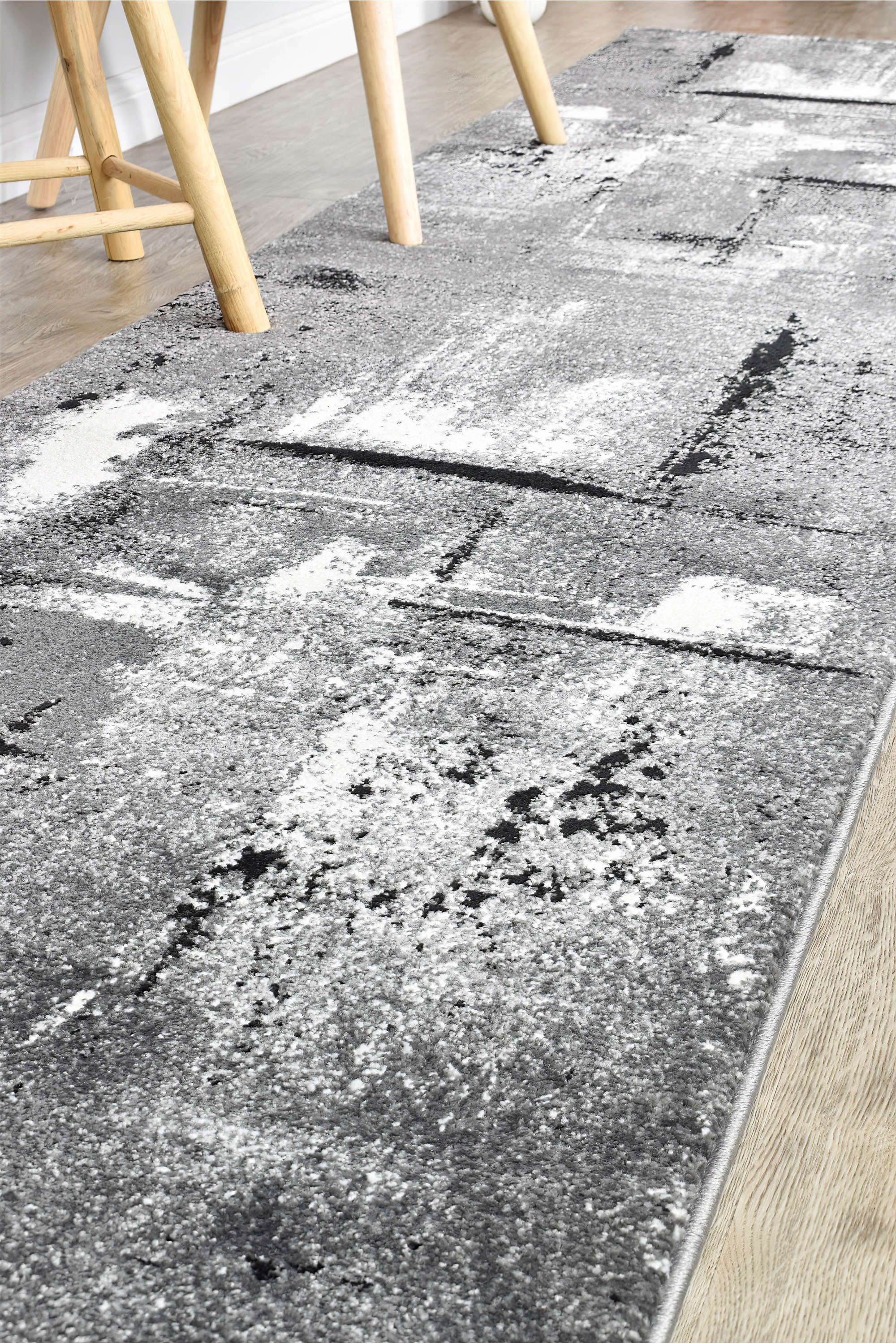 Nova 53A Light Grey Dark Grey Runner