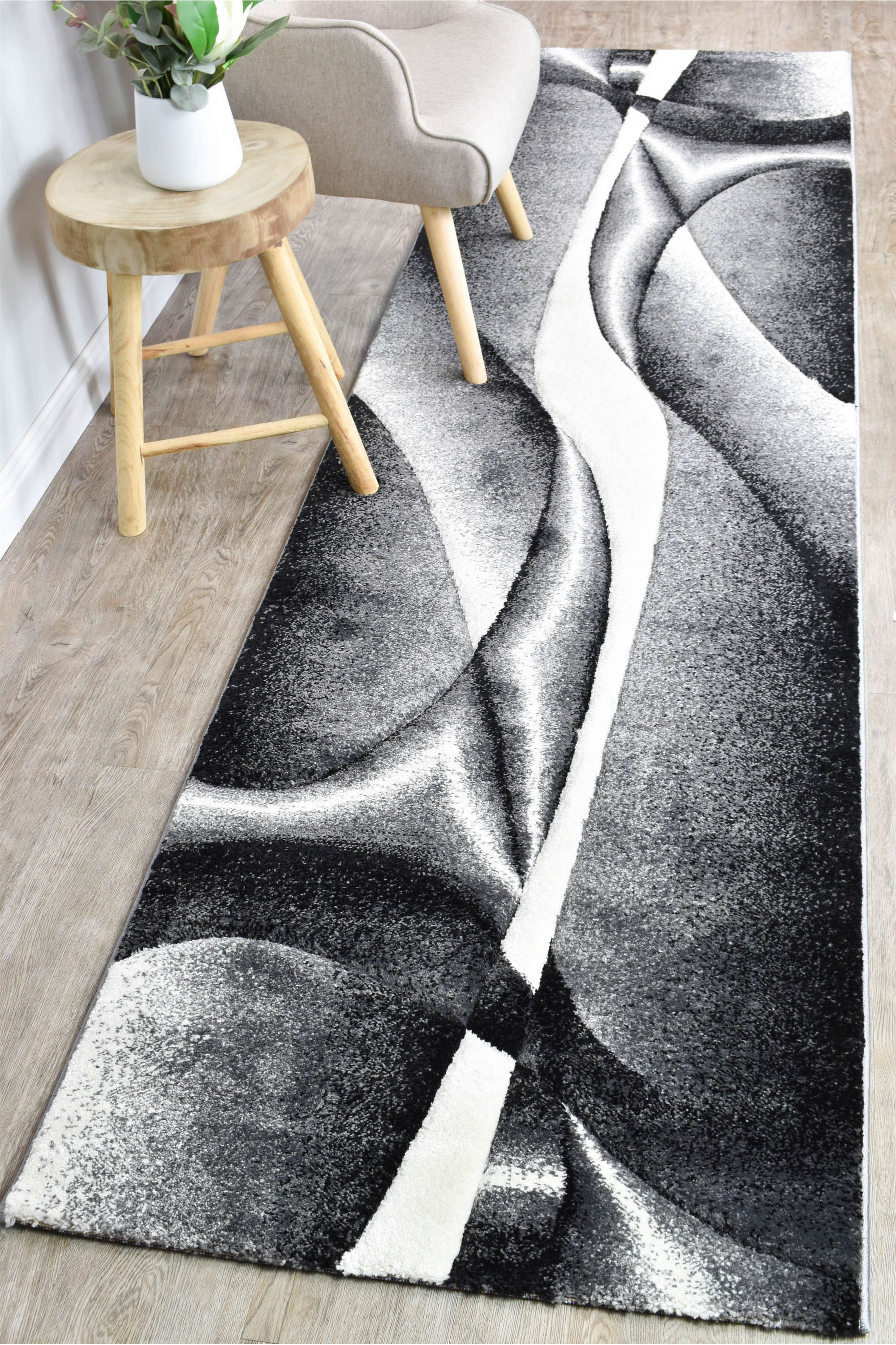 Nova 56A Light Grey Dark Grey Runner