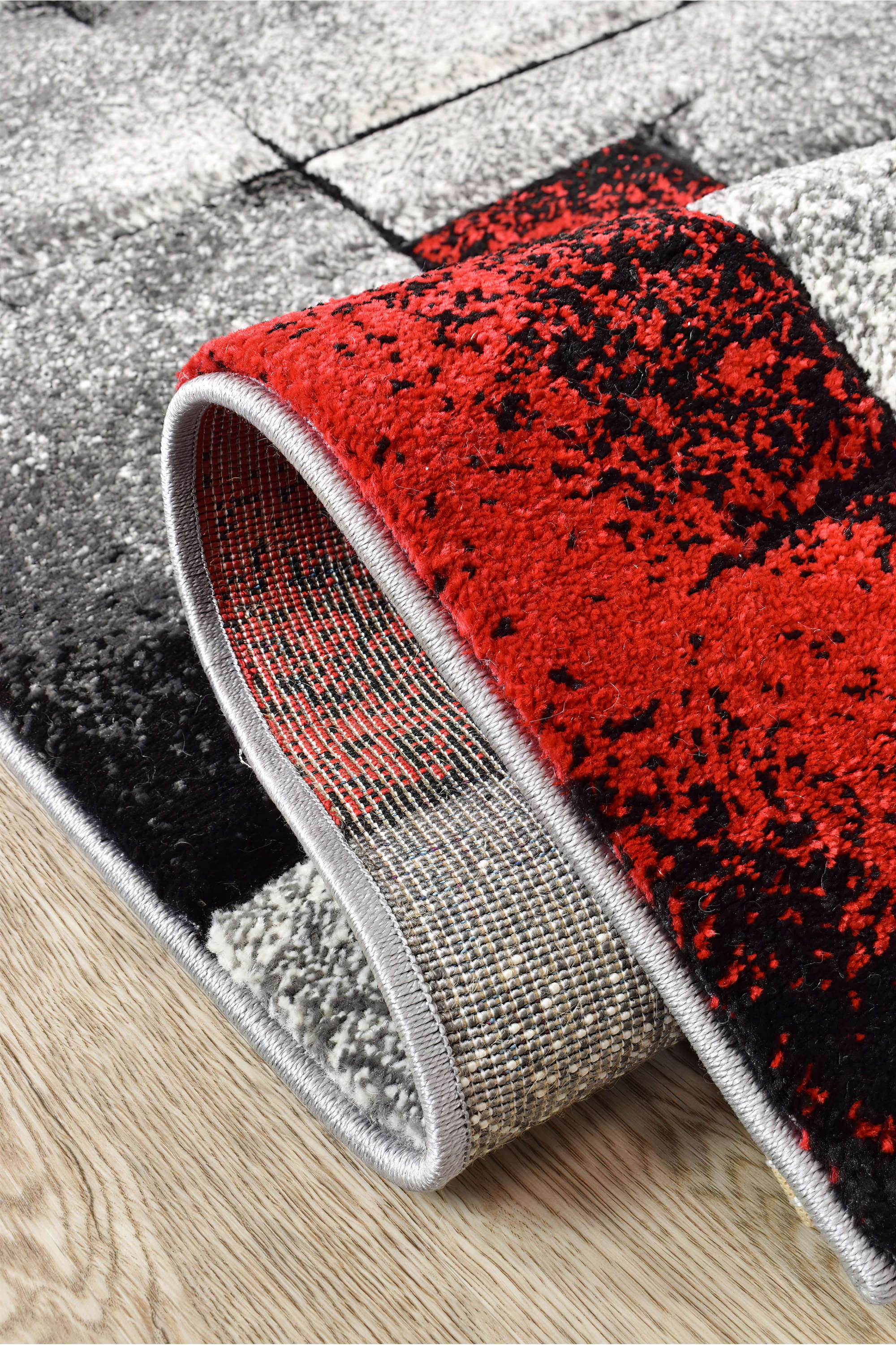 Nova 97A Grey Red Runner