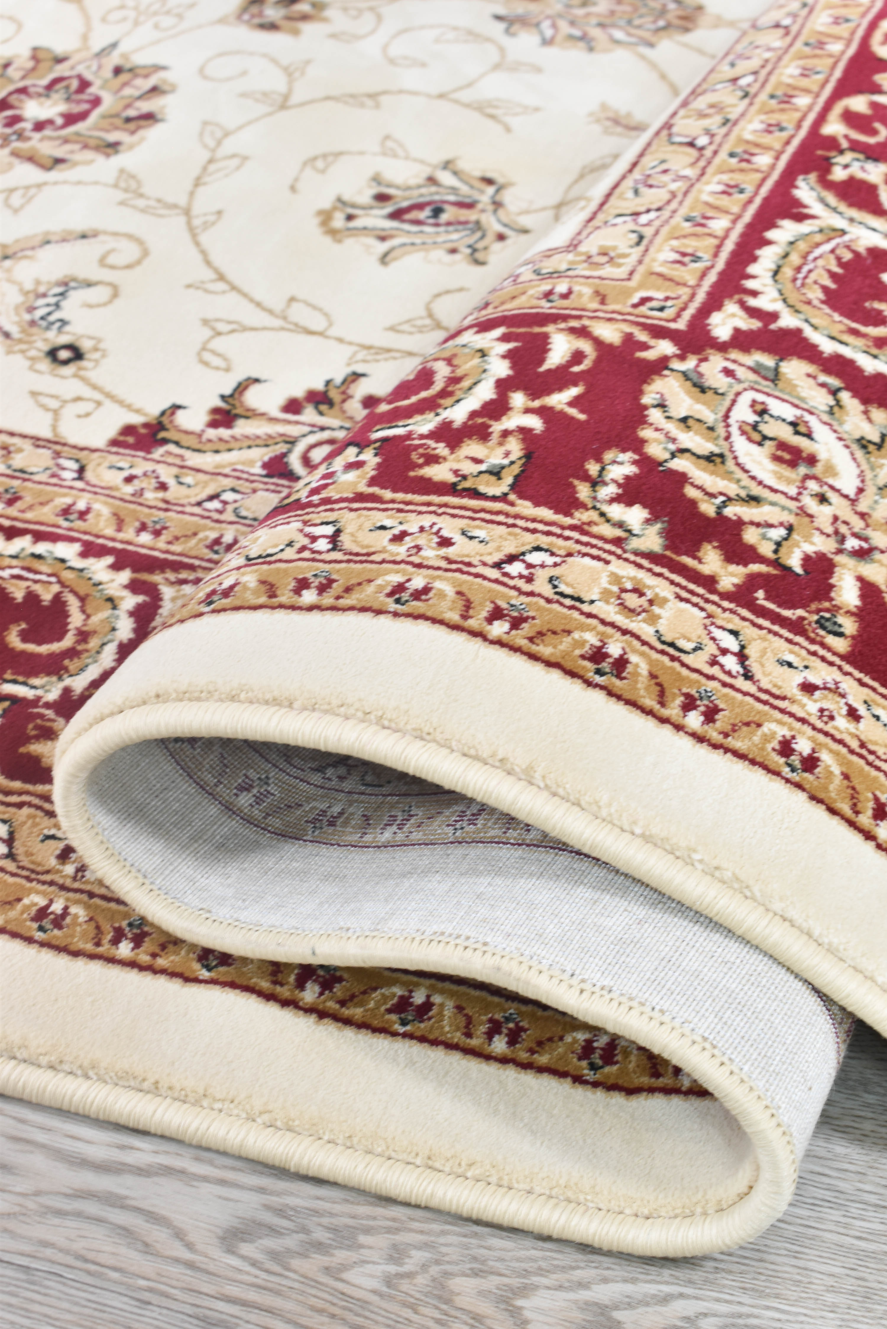 Riviera Traditional 84 Cream Red