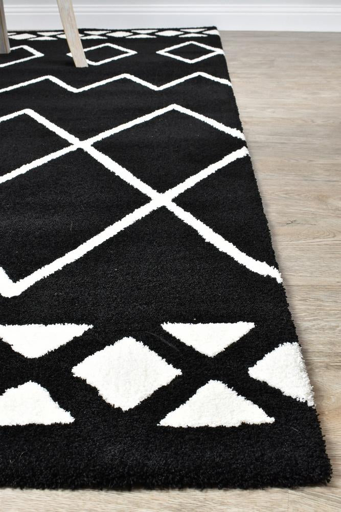 Maya Berber Black White Rug 63207-630