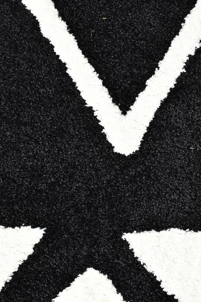 Maya Berber Black White Rug 63207-630