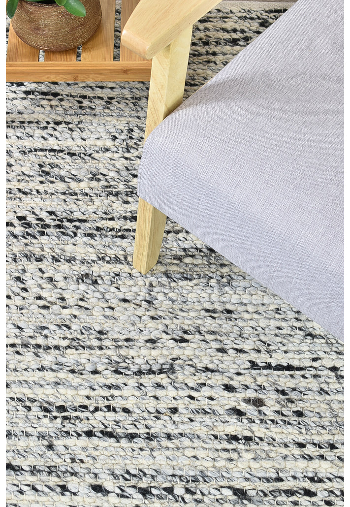 Alby Wool Ivory Black Rug