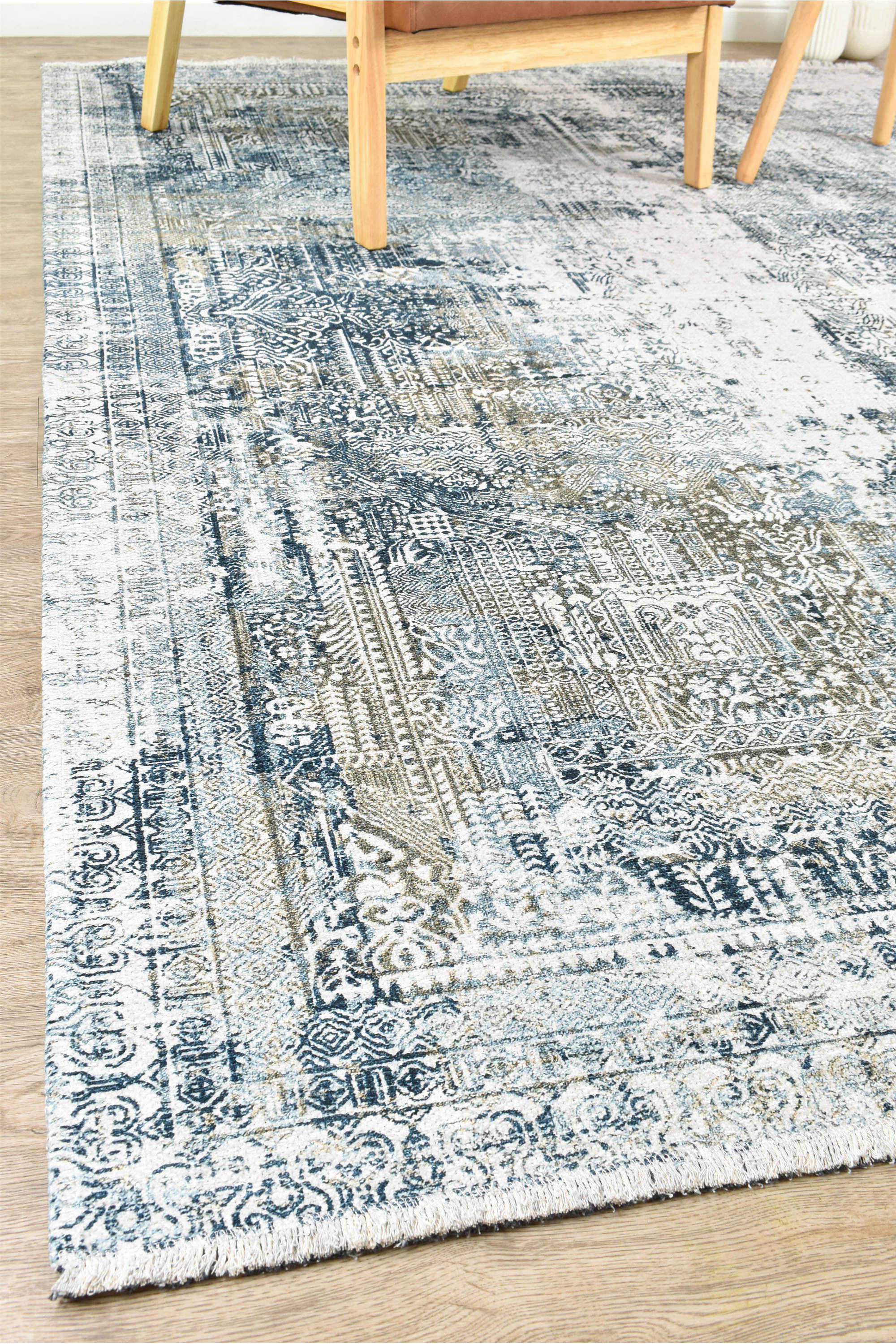 Banco P1037 Blue Sodalite