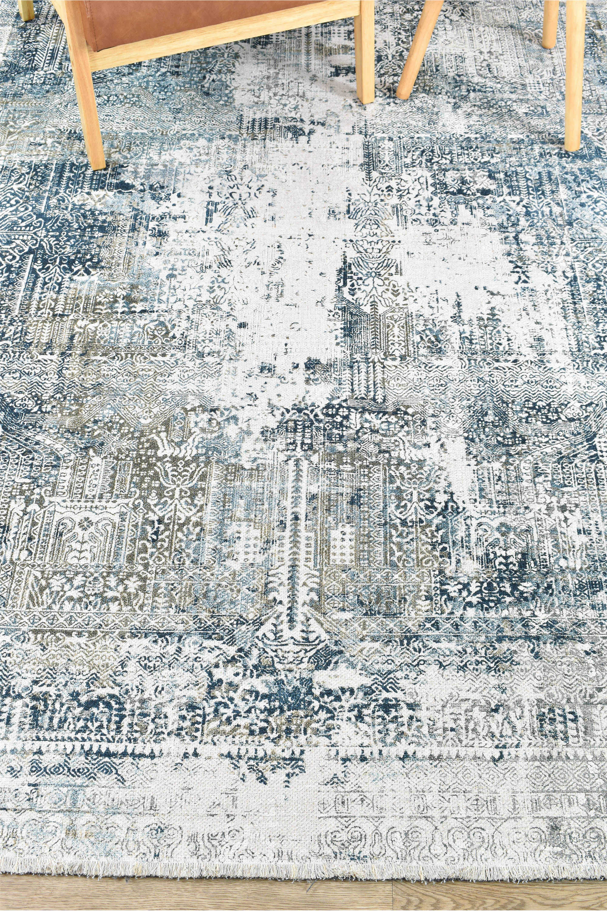 Banco P1037 Blue Sodalite