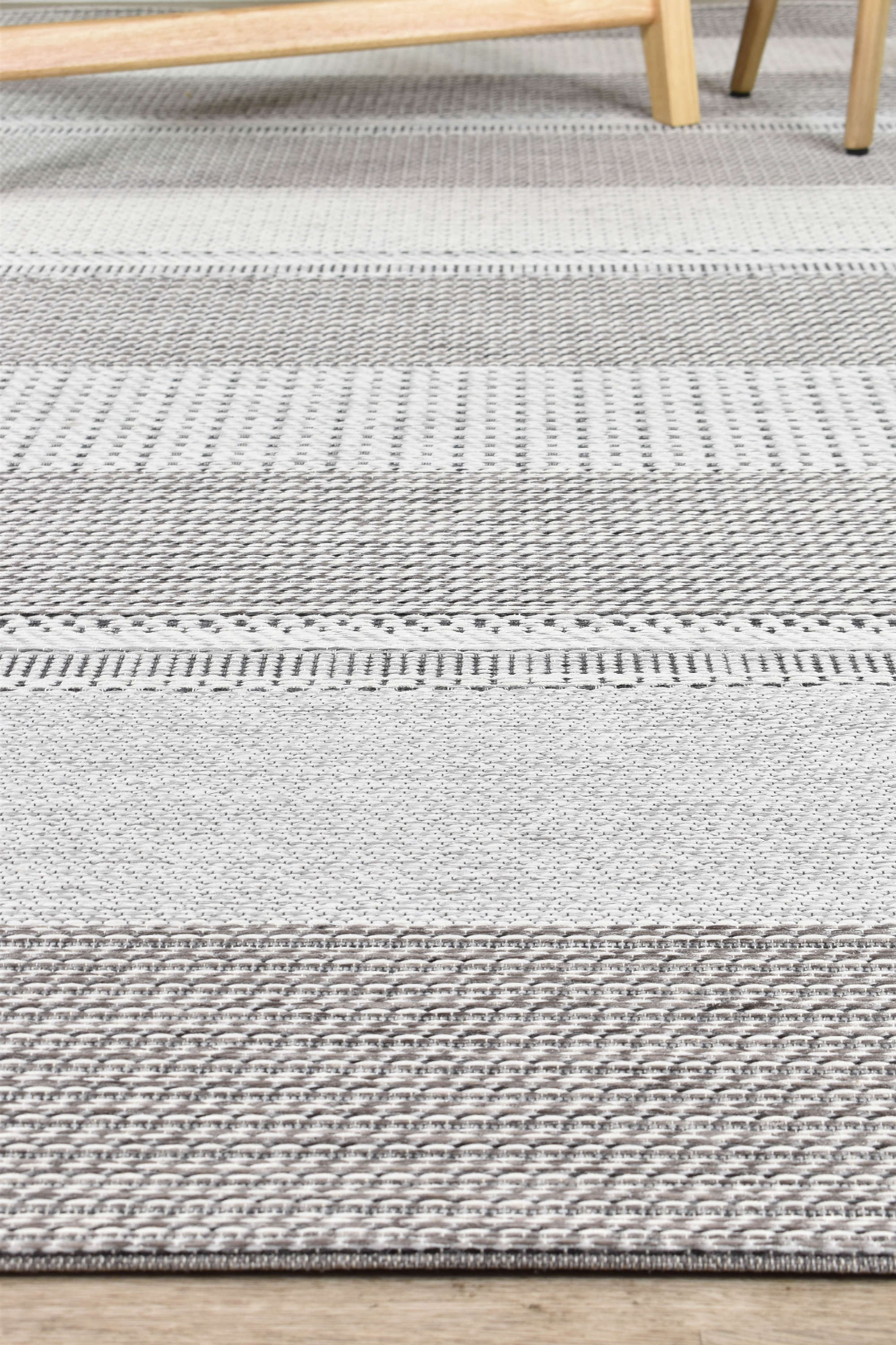 Brighton 98037 3057 Grey