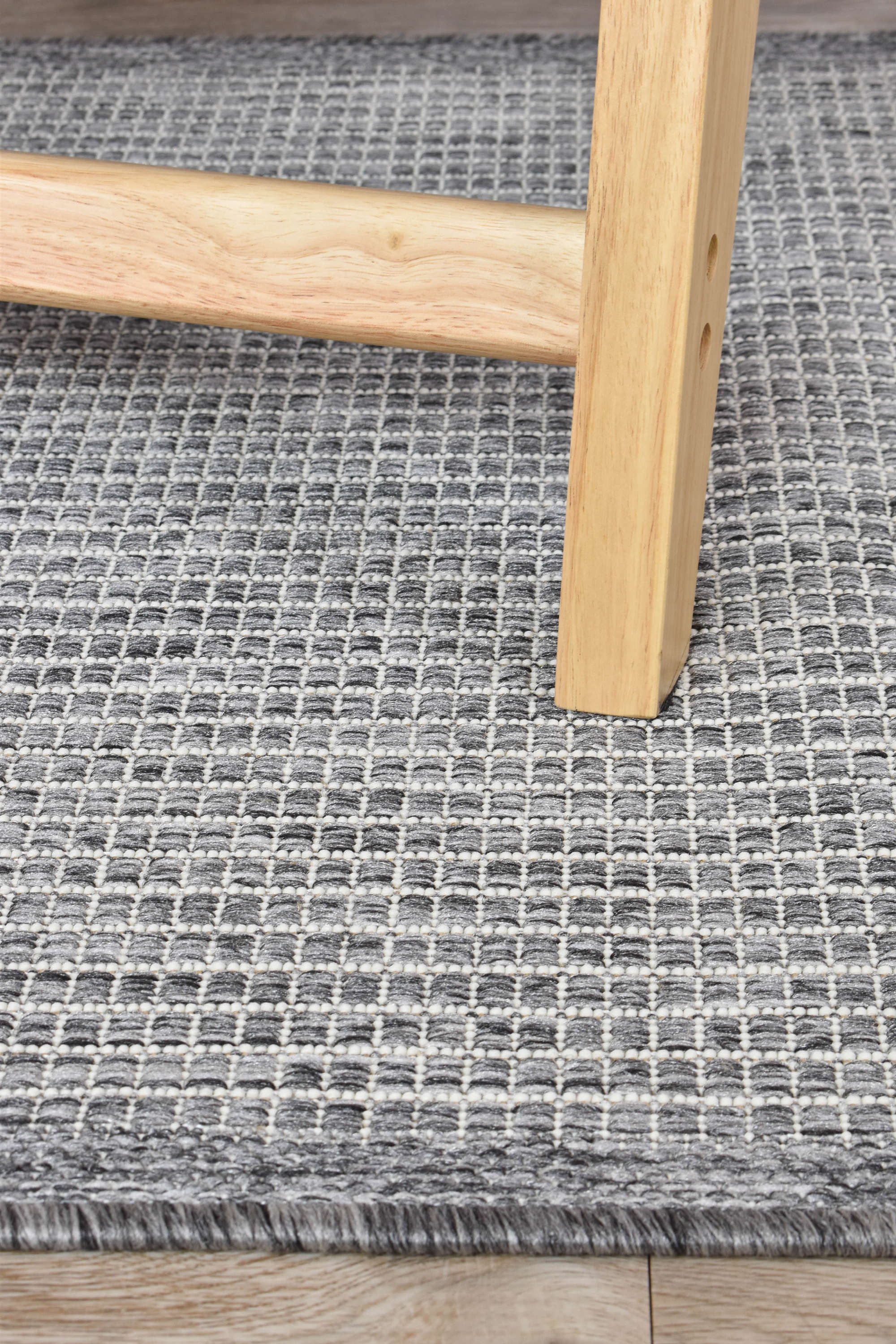 Long Island Light Grey Rug 1303-GU6E