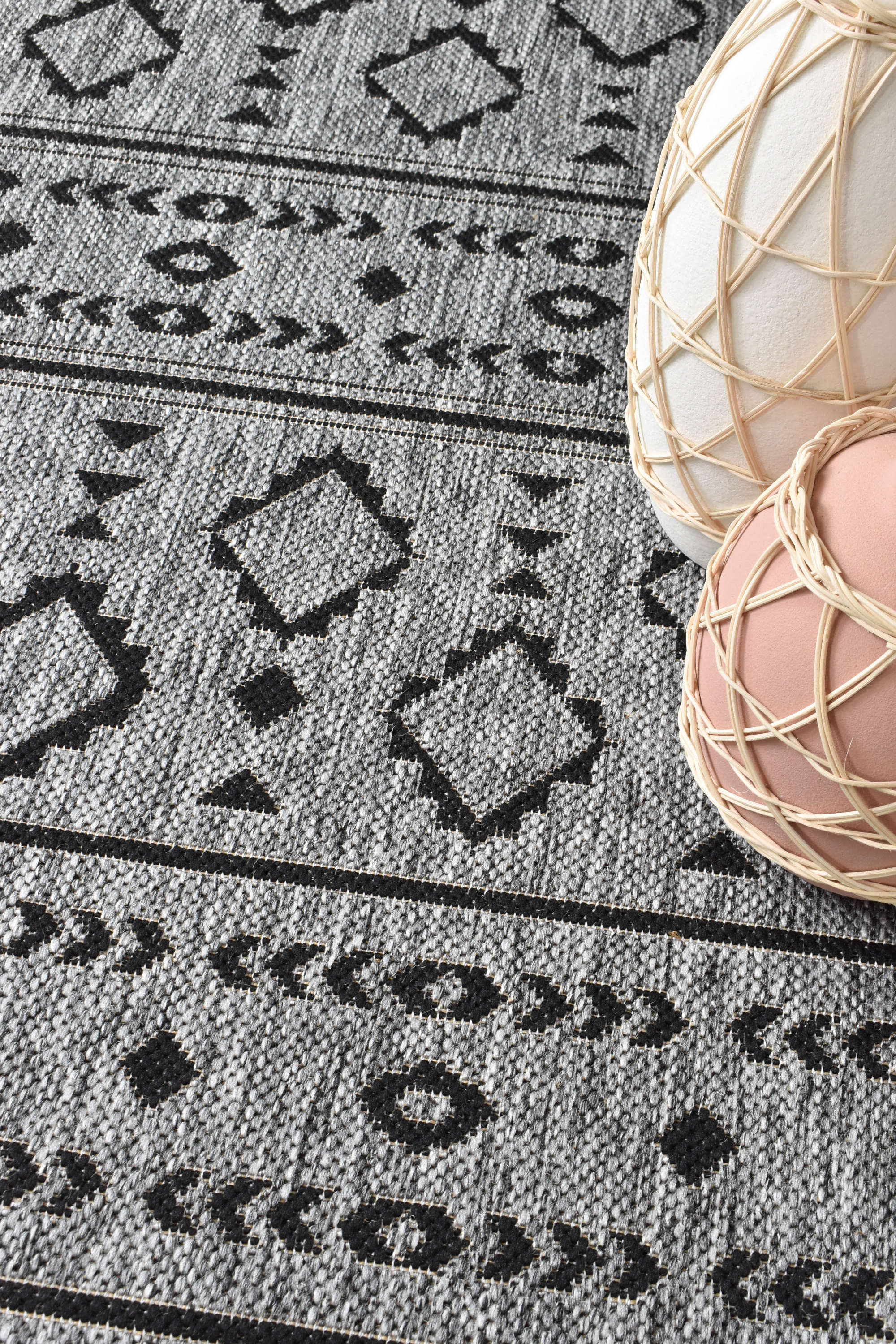 Long Island Dark Grey Rug 3333-DM9E