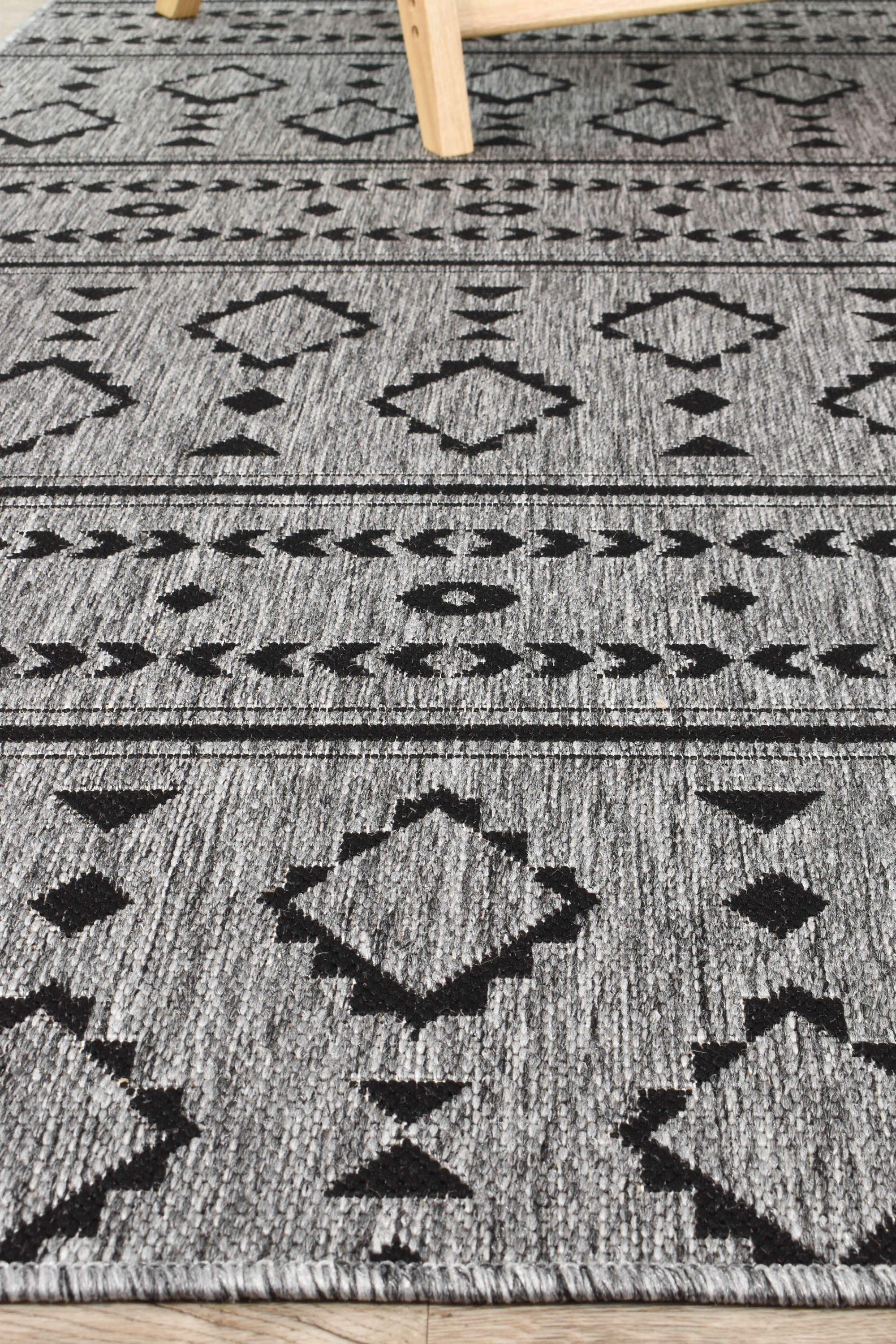 Long Island Dark Grey Rug 3333-DM9E