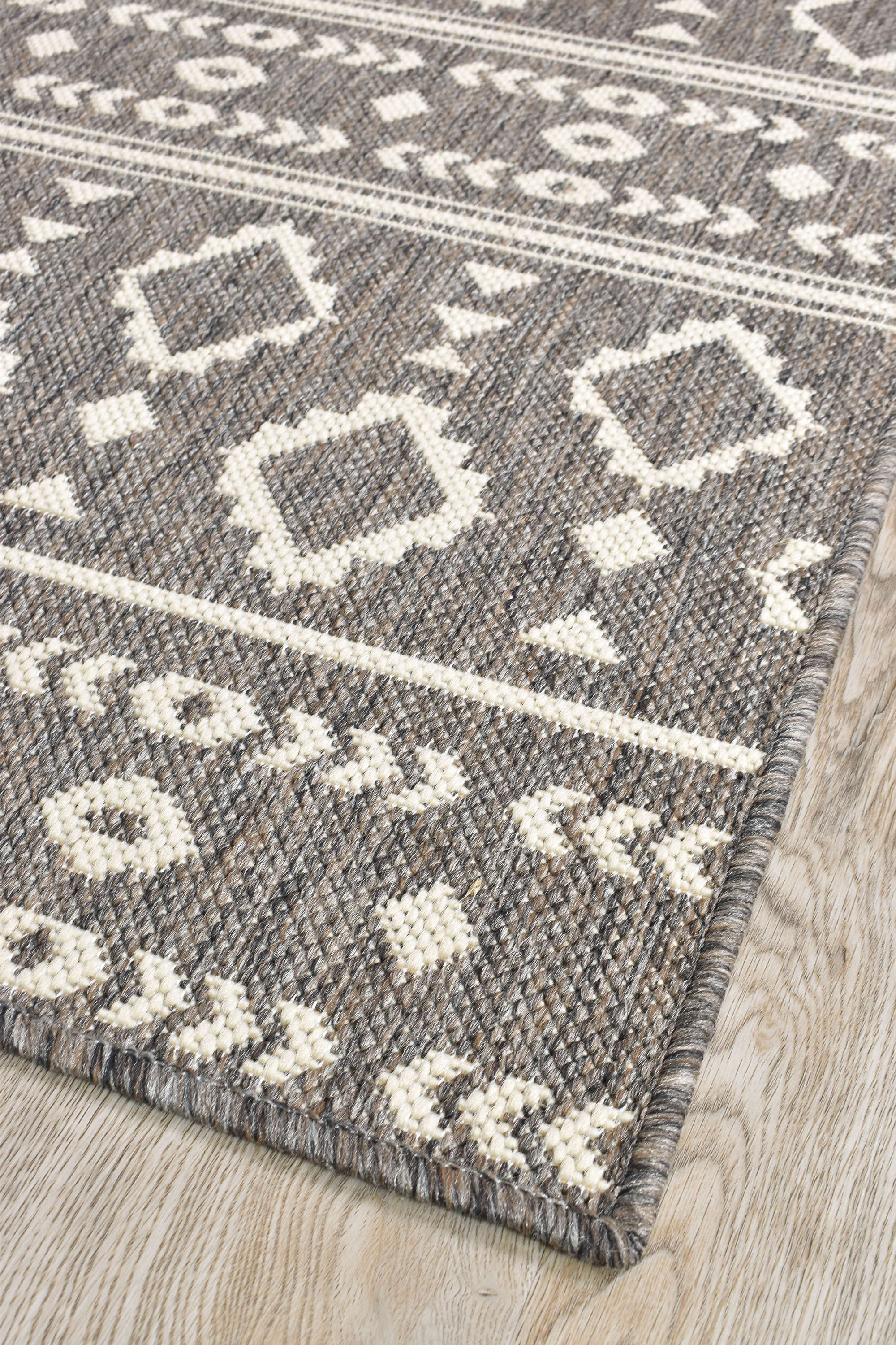Long Island Runner Brown 3333-W71E