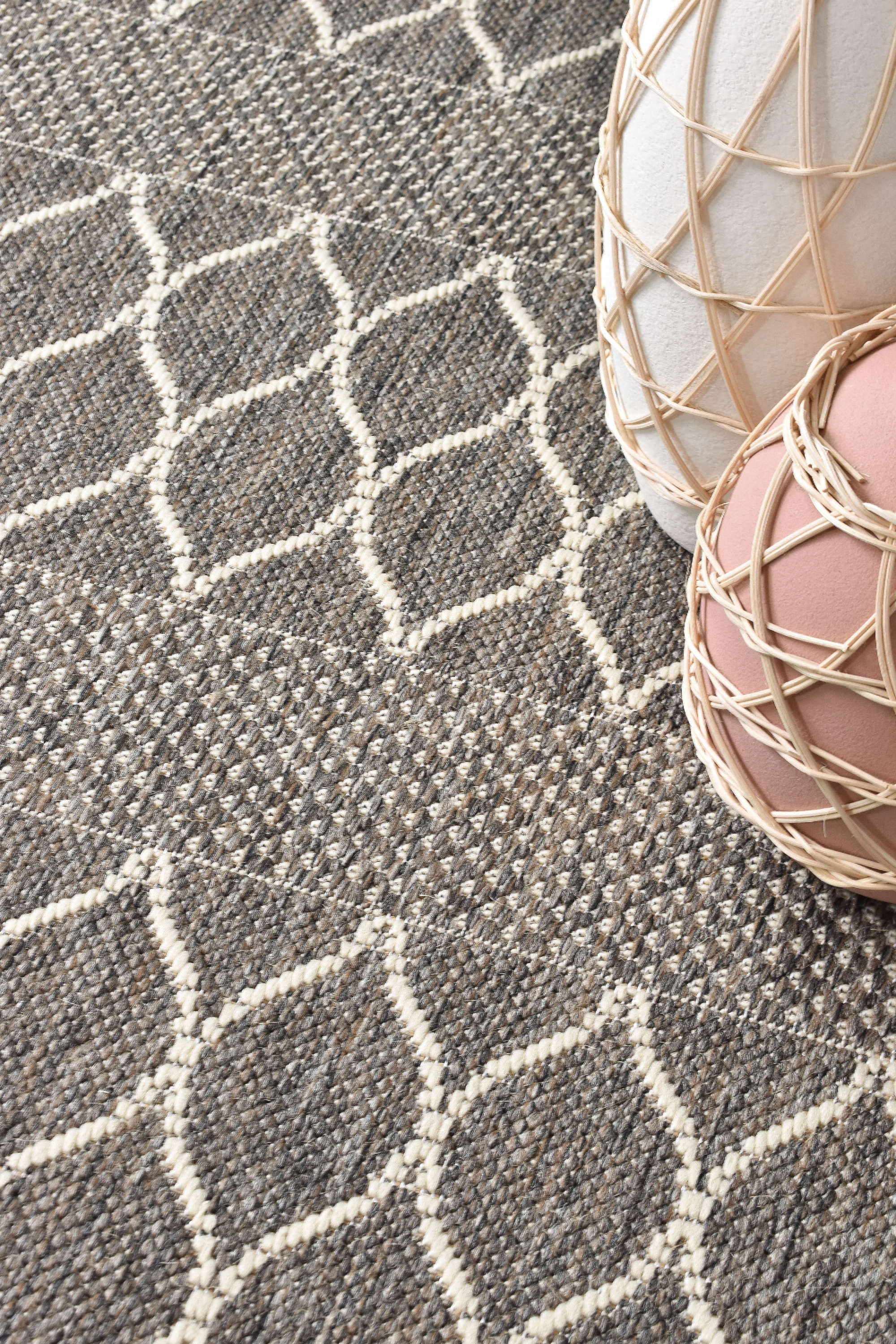 Long Island Brown Rug 6826-W71E