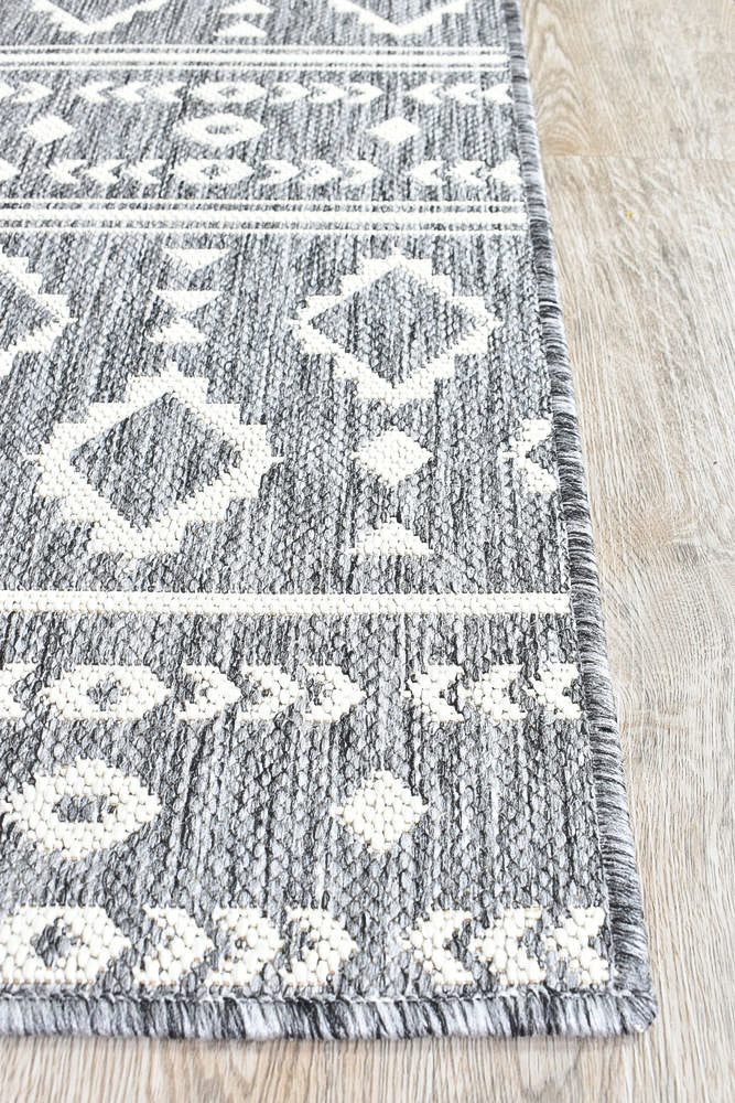 Long Island Grey Cream Rug 3333-GU6E