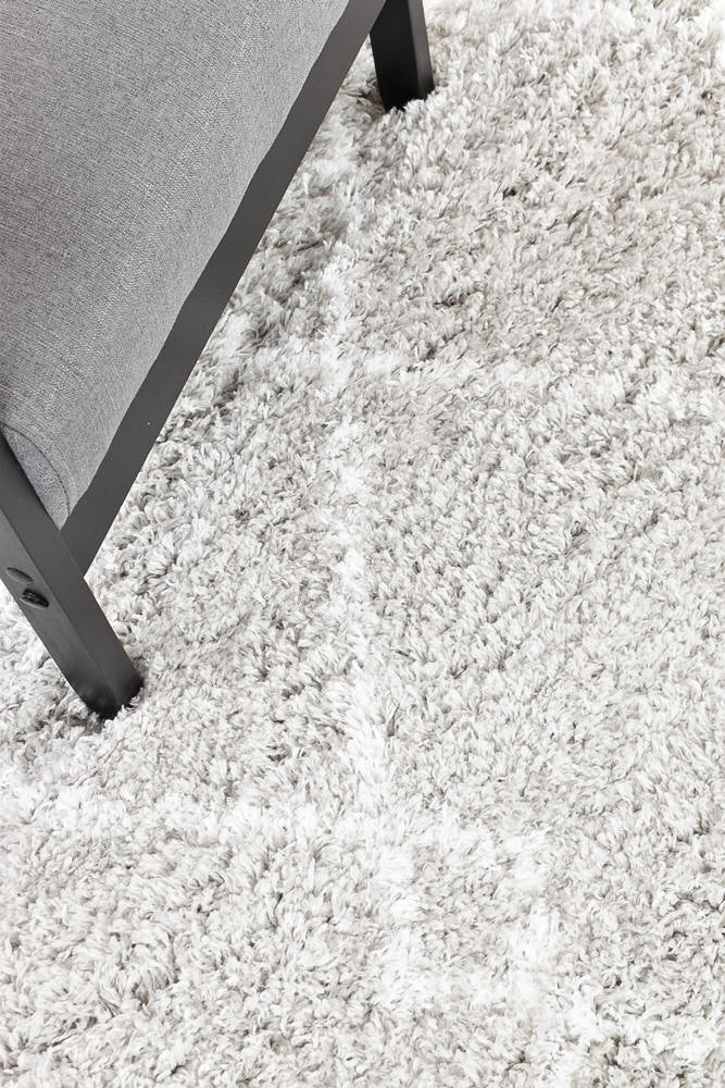 Mascot Shaggy Light Grey Rug 8744A