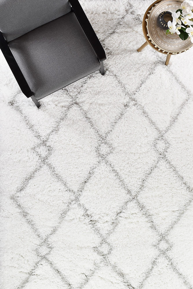 Mascot Shaggy White Rug 8744A