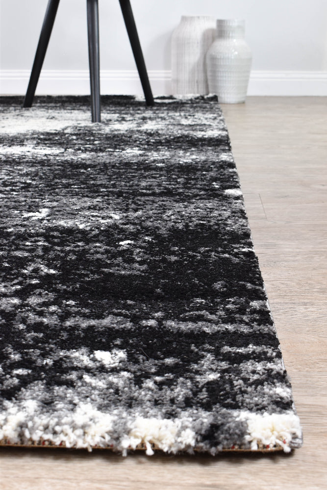 Millard 651 Black White Rug