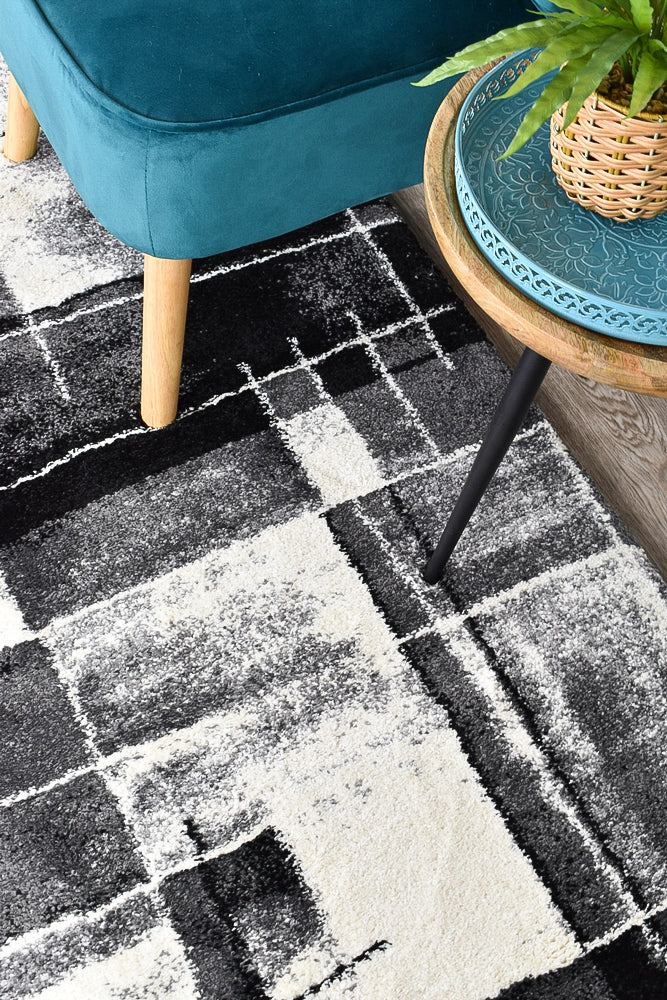 Millard 297 Dark Grey Black Runner