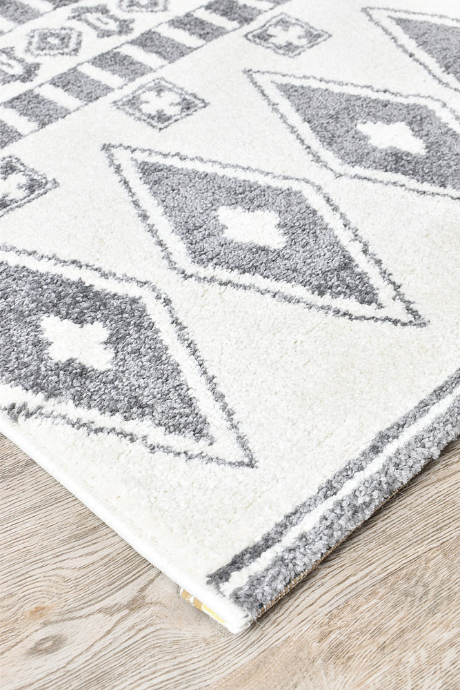 Nova Cream Light Grey Rug 343
