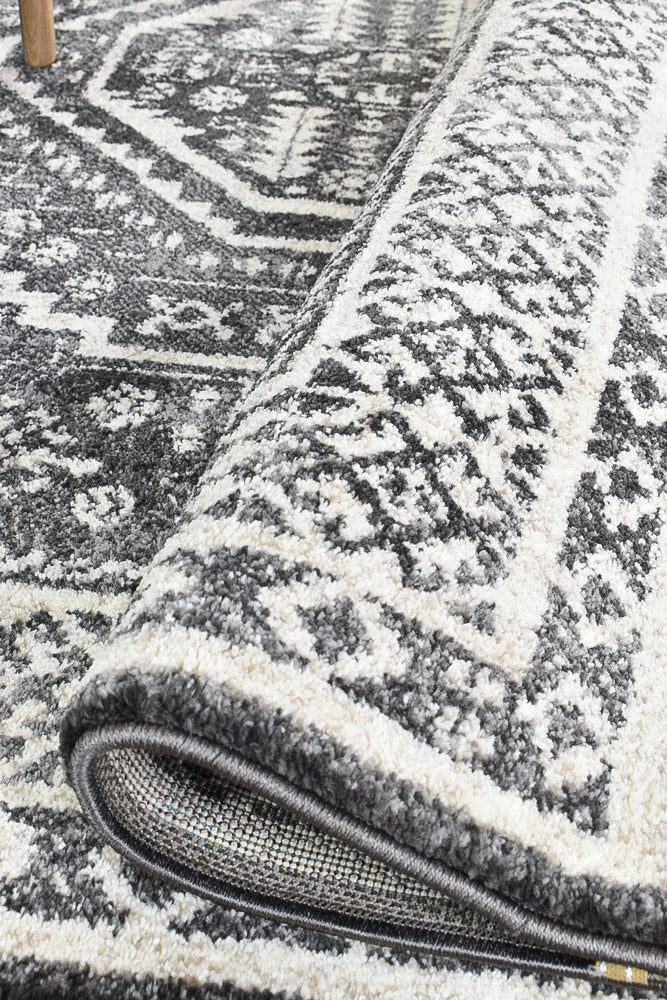 Nova Dark Grey Rug 354