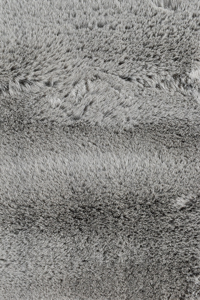 Plush Shaggy Grey Rug