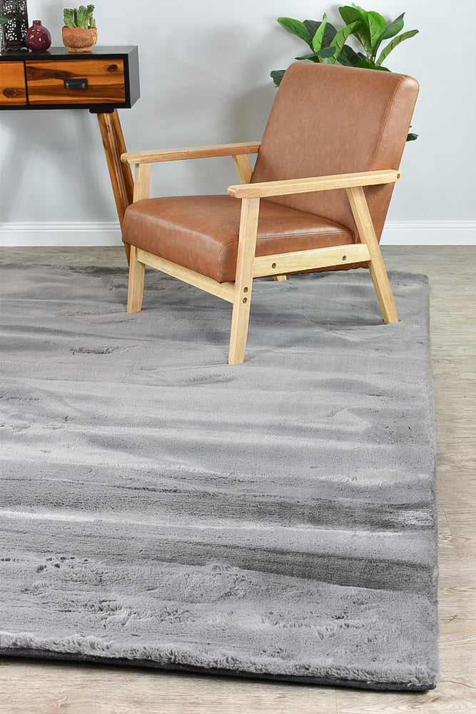 Plush Shaggy Grey Rug