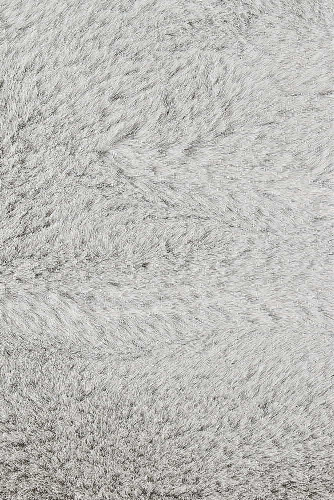 Plush Shaggy Light Grey Rug