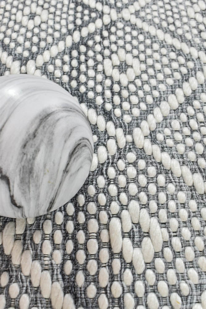 Tasco White Grey
