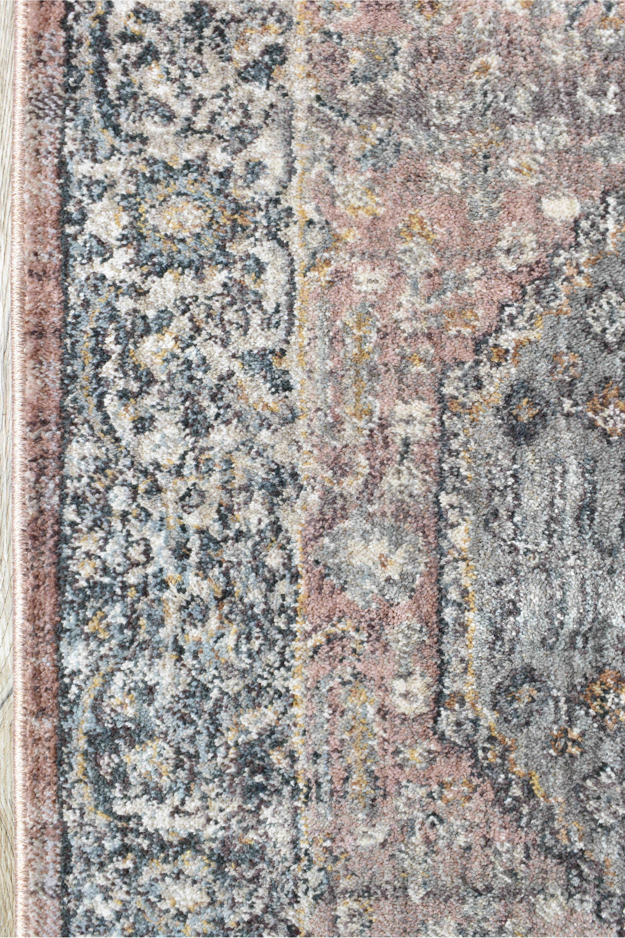 Tuscany 0D894A Legacy Rose Runner
