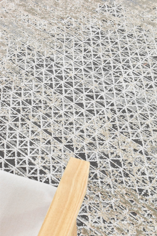 Vanessa 227A Beige Trellis