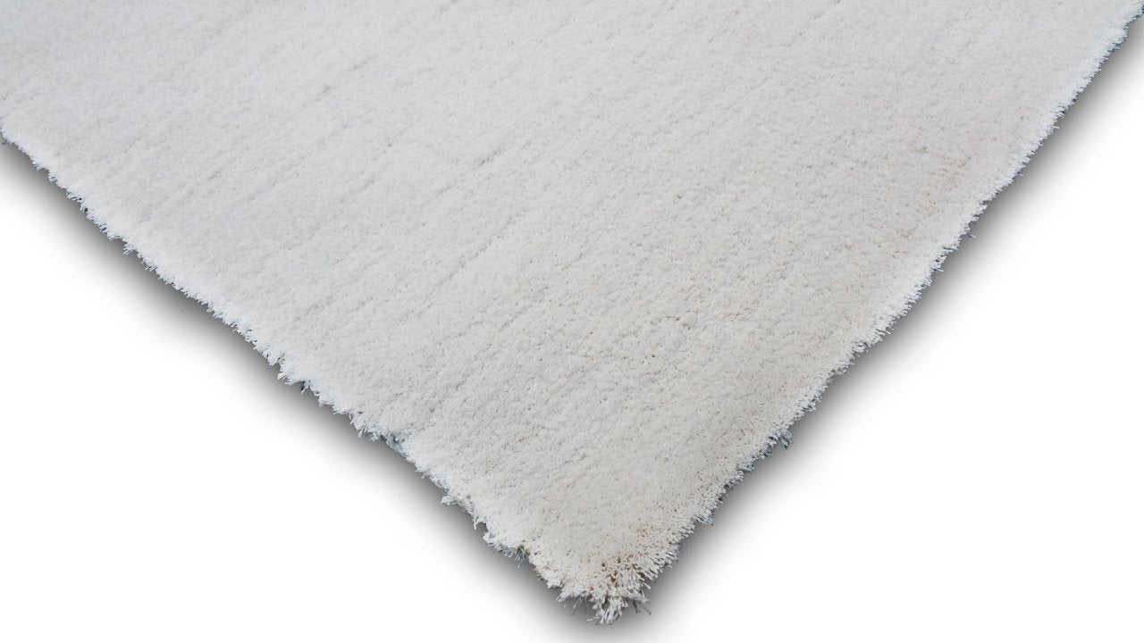 Super Soft Shaggy Ivory Rug