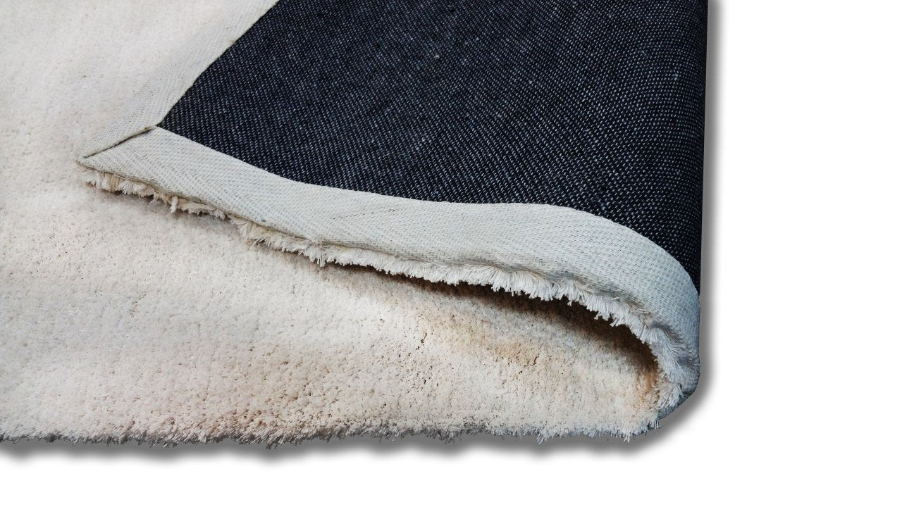 Super Soft Shaggy Ivory Rug