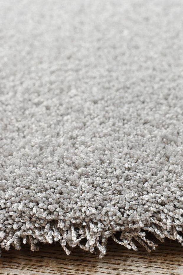 Gentle Super Soft Silver Rug 71301-060